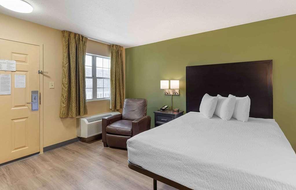 Extended Stay America Suites - St Louis - Westport - E Lackland Rd Maryland Heights Chambre photo