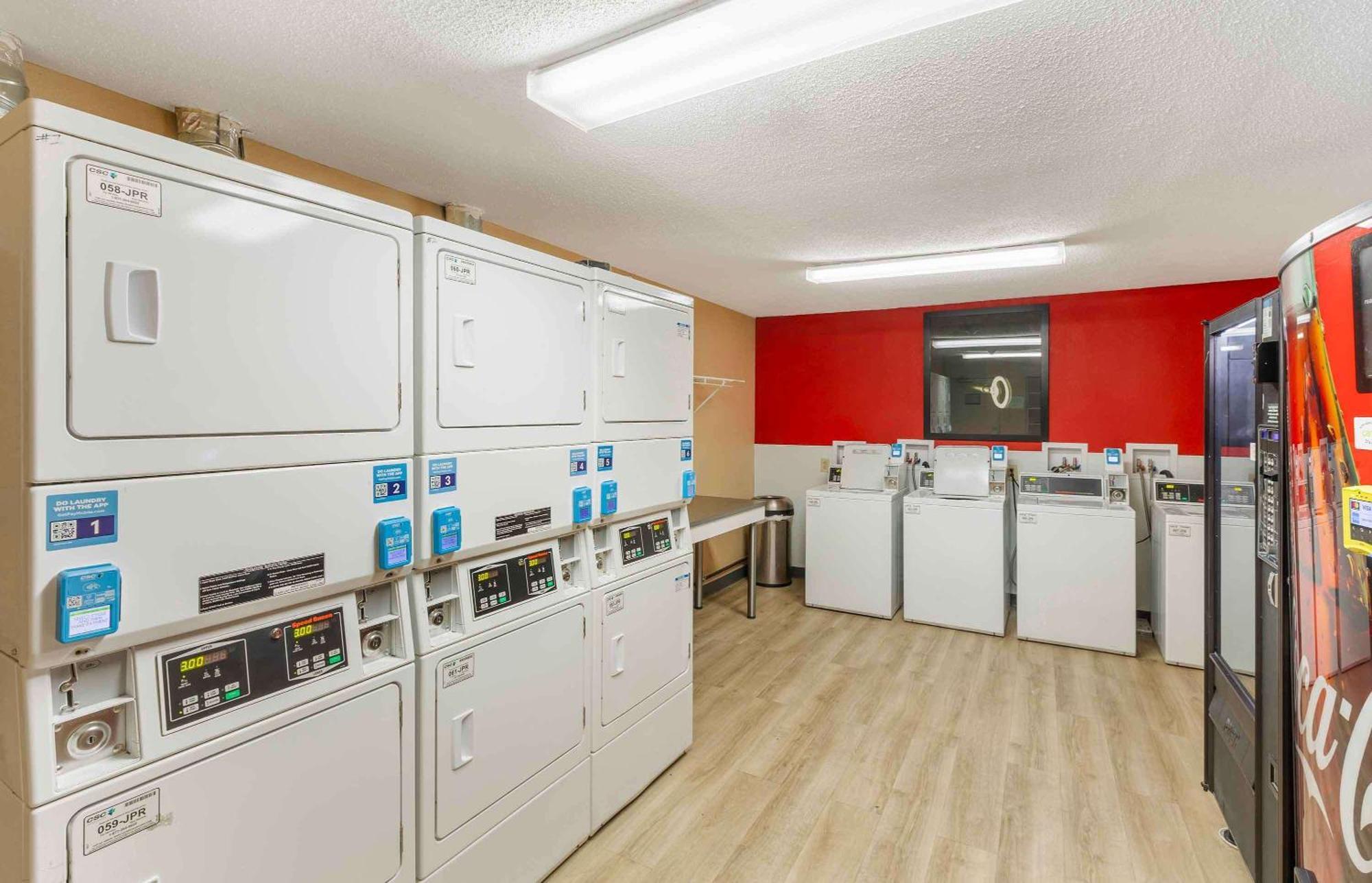 Extended Stay America Suites - St Louis - Westport - E Lackland Rd Maryland Heights Extérieur photo