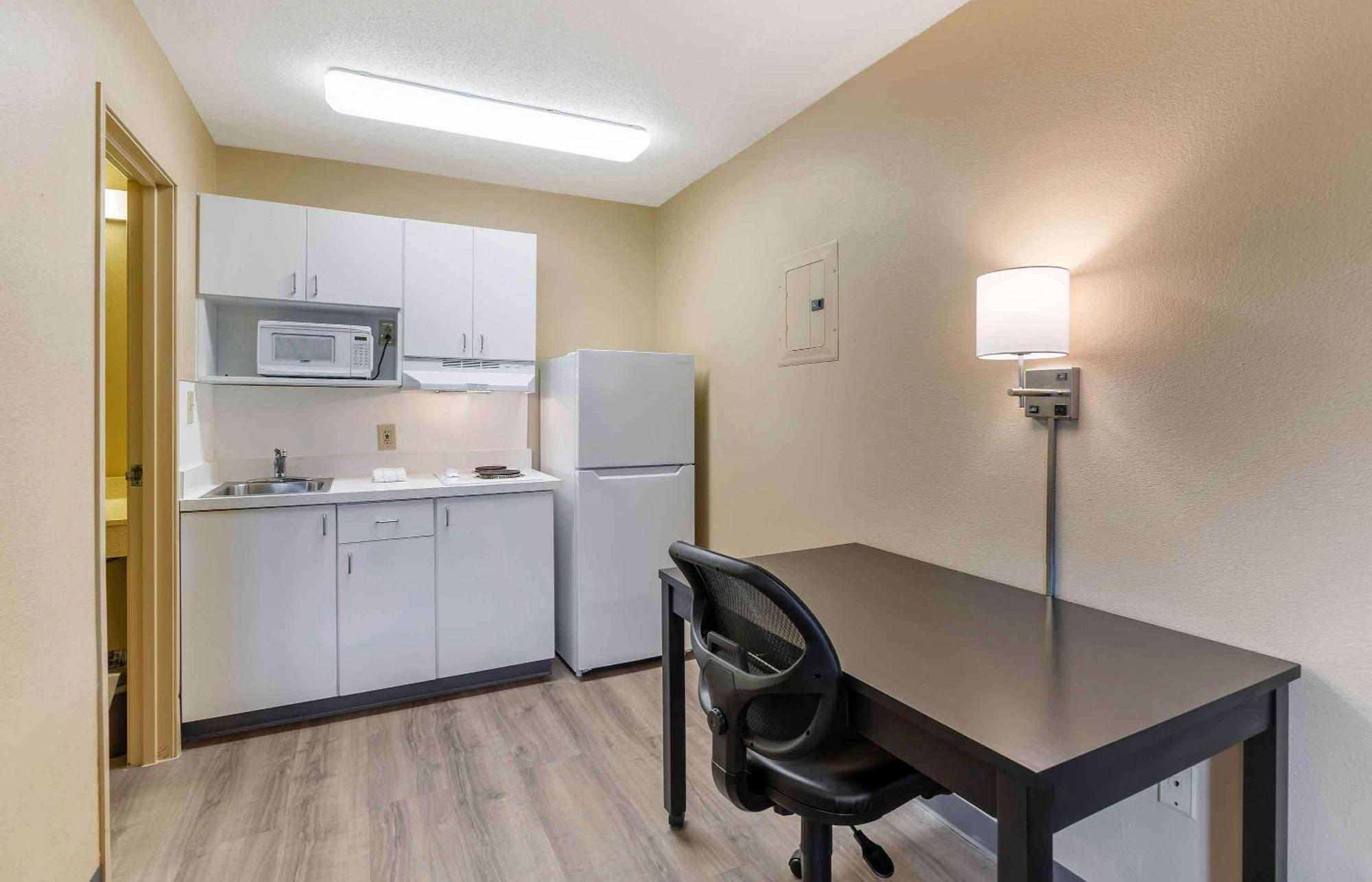 Extended Stay America Suites - St Louis - Westport - E Lackland Rd Maryland Heights Extérieur photo